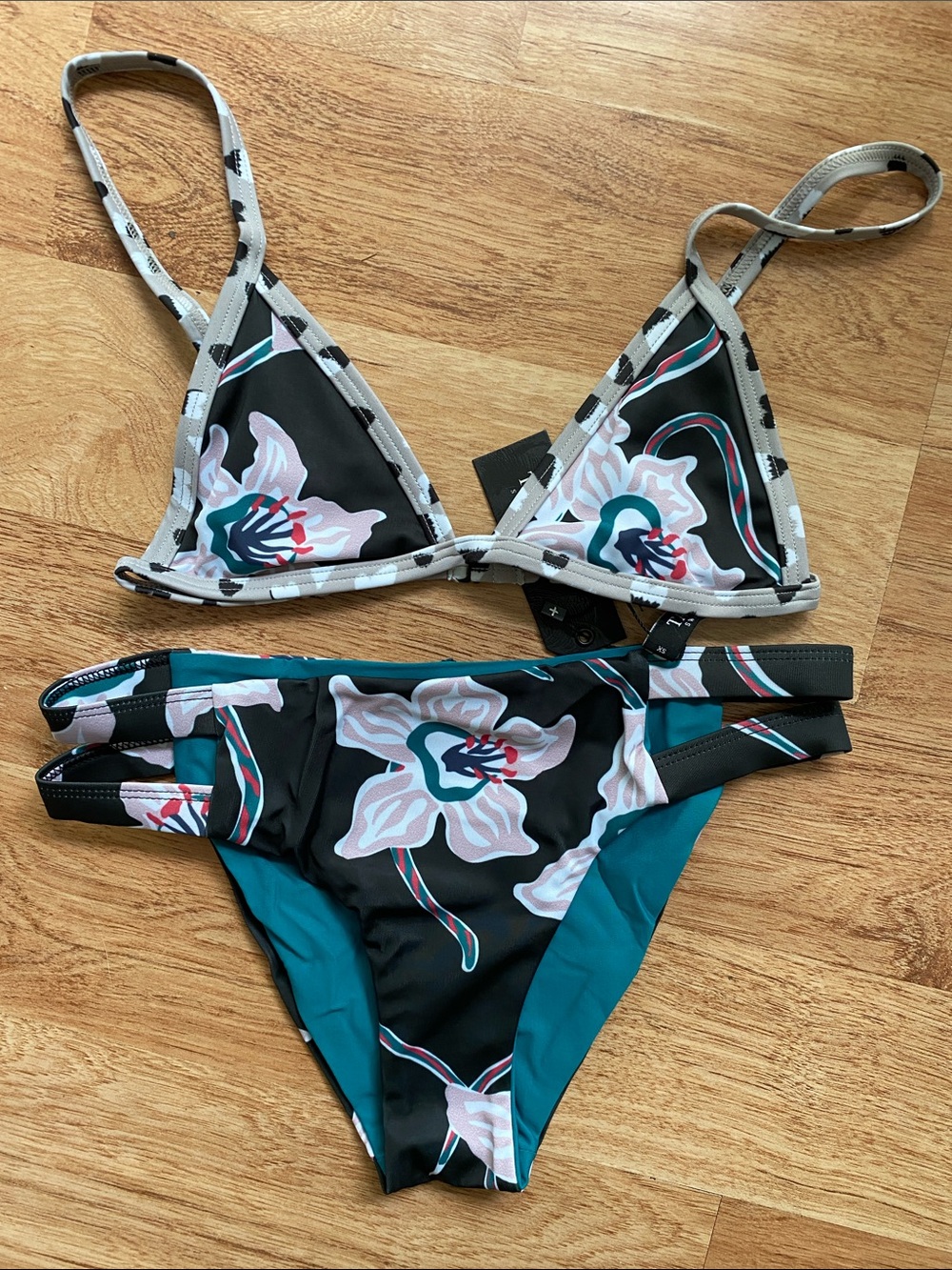 Tavik Blossom Floral Bikini Set XS NWT